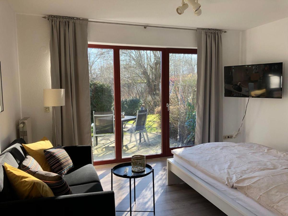 Ferienwohnung-Klaus-Stoertebeker-Mit-Sonnenterrasse-Garten-Zwischen-Strand-Wald-Und-Wiese Gustow (Vorpommern-Rugen) Exterior foto