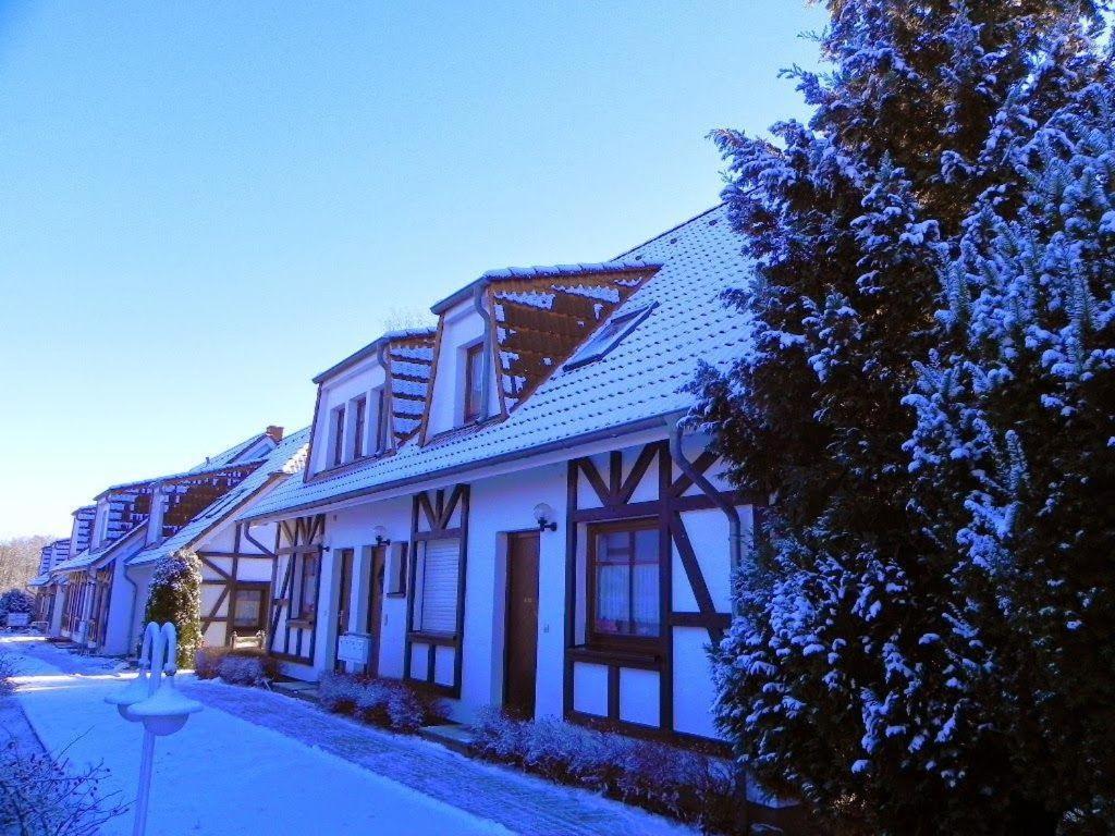 Ferienwohnung-Klaus-Stoertebeker-Mit-Sonnenterrasse-Garten-Zwischen-Strand-Wald-Und-Wiese Gustow (Vorpommern-Rugen) Exterior foto